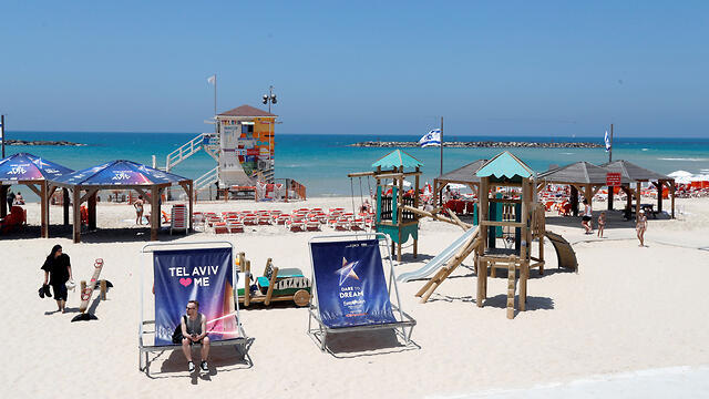  Eurovision fever on Tel Aviv beach 
