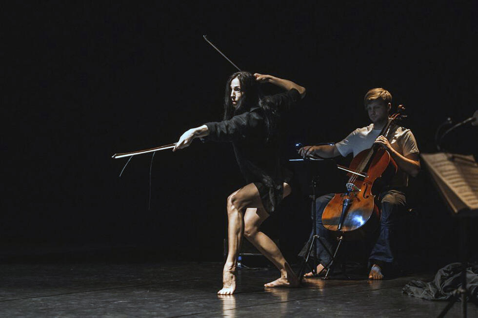 Сцена из балета "Времена года". Фото: Эгле Сабаляускайте (предоставлено Центром Сюзан Далаль)