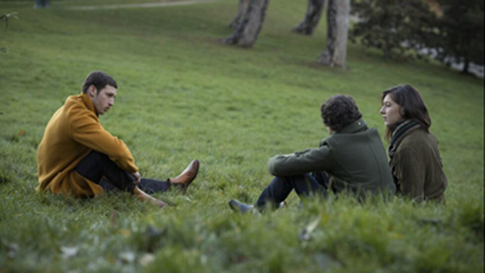 Кадр из фильма "Синонимы"