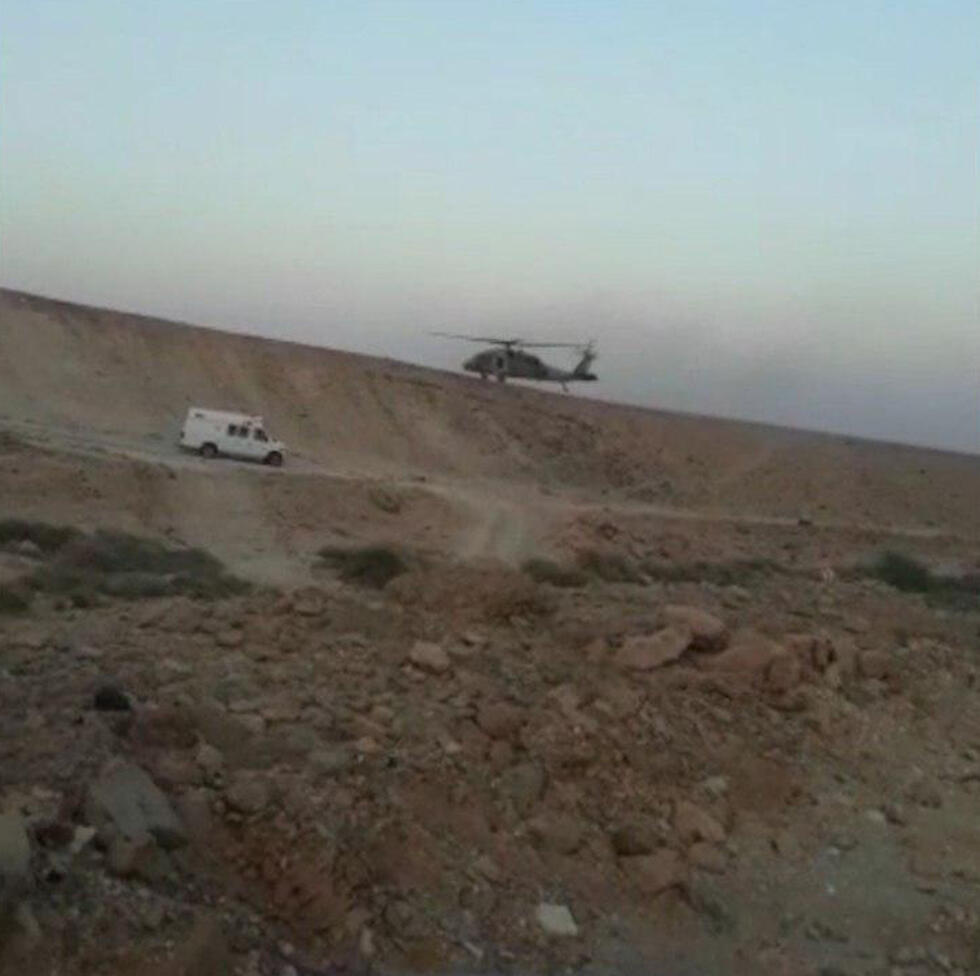 Спасение в районе ручья Акрабим. Фото: пресс-служба полиции