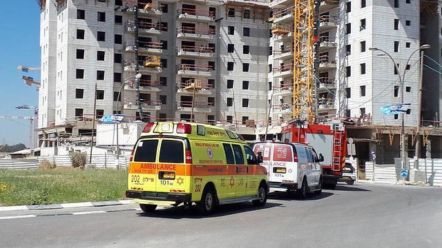 На месте аварии. Фото: МАДА (צילום: מד"א) На месте аварии. Фото: МАДА