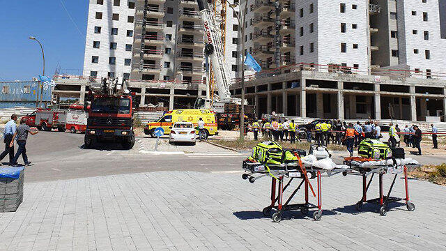 На месте аварии. Фото: Ави Муалем (צילום: אבי מועלם) На месте аварии. Фото: Ави Муалем