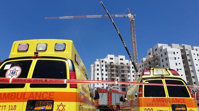 На месте аварии. Фото:Ави Муалем (צילום: אבי מועלם) На месте аварии. Фото:Ави Муалем