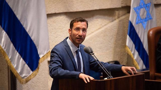 Ицик Шмули на трибуне кнессета. Фото: Йоав Дудкевич (צילום: יואב דודקביץ' ) Ицик Шмули на трибуне кнессета. Фото: Йоав Дудкевич