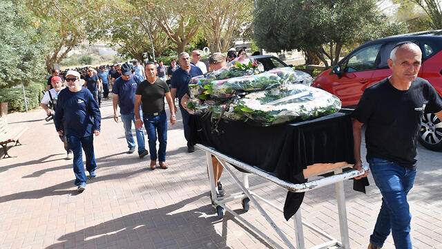 Похороны Сергея Семенова. Фото: Хаим Горенштейн (צילום: חיים הורנשטיין) Похороны Сергея Семенова. Фото: Хаим Горенштейн