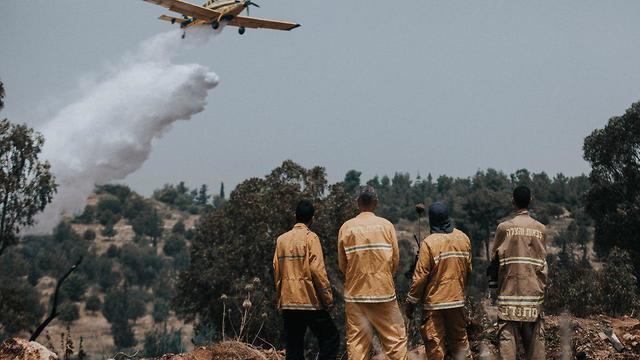 Large-scale fire near the central city of El'ad
