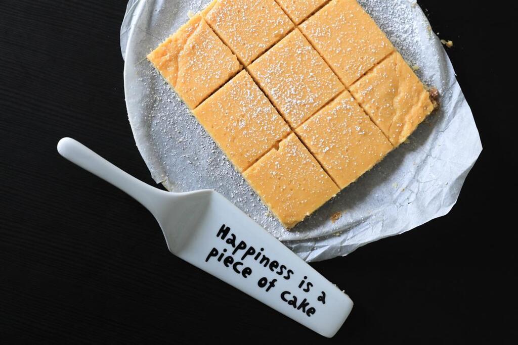 Лимонные пирожные - аппетитно! Фото: Ярон Бреннер (צילום: ירון ברנר) Лимонные пирожные - аппетитно! Фото: Ярон Бреннер