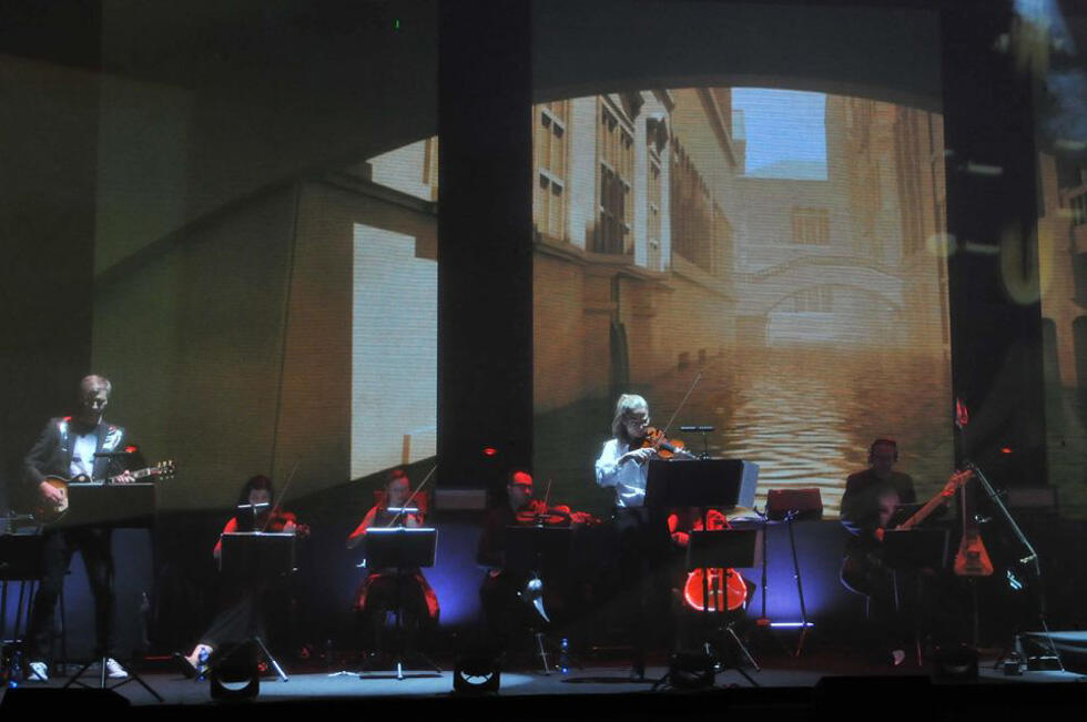 Фрагмент из шоу "Vivaldianno - 2. Reloaded" Фото: Сергей Демьянчук (Фрагмент из шоу "Vivaldianno - 2. Reloaded" Фото: Сергей Демьянчук) Фрагмент из шоу "Vivaldianno - 2. Reloaded" Фото: Сергей Демьянчук