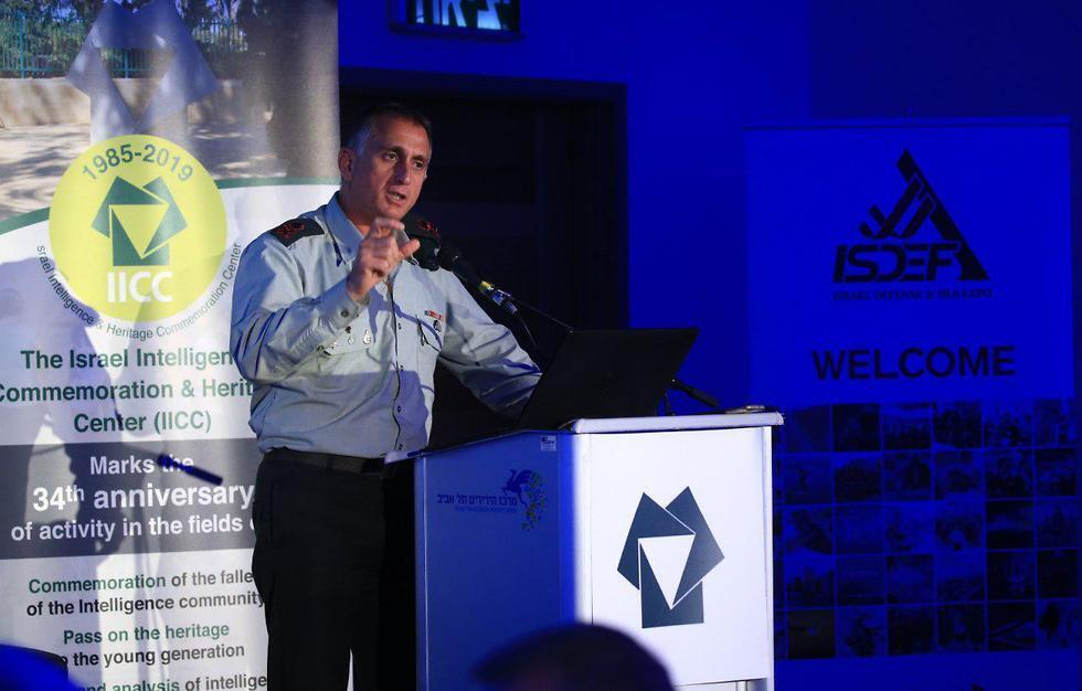 Выступление генерал-майора Хаймана в Тель-Авиве. Фото: Исасхар Руэс (צילום: יששכר רואס) Выступление генерал-майора Хаймана в Тель-Авиве. Фото: Исасхар Руэс