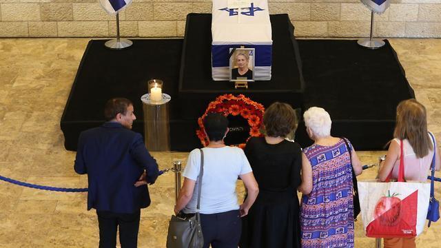 Прощание с Нехамой Ривлин. Фото: Алекс Коломойский