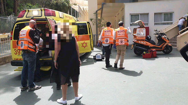 Шкаф упал на голову ребенку в хайфской школе. Фото: "Ихуд ацала"