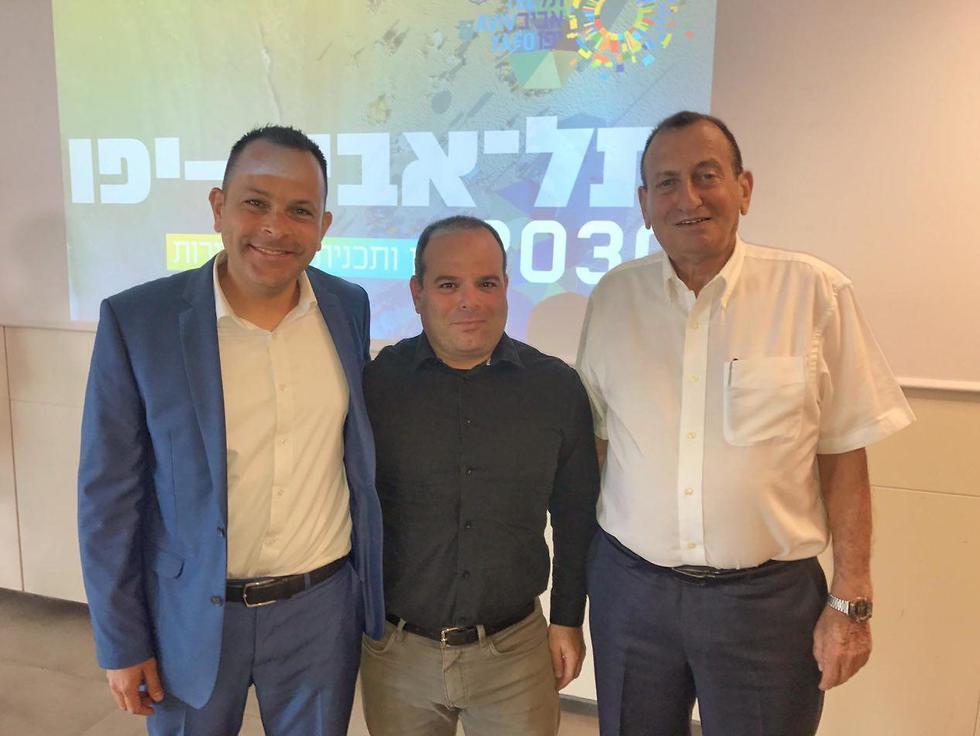 Эйтан Шварц,Уди Кармели и Рон Хульдаиnullnull Эйтан Шварц,Уди Кармели и Рон Хульдаи