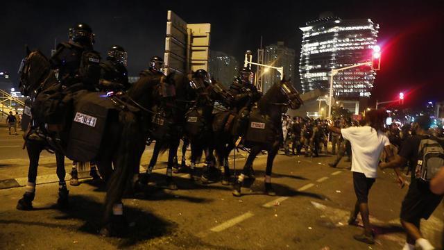 Беспорядки на перекрестке Азриэли в Тель-Авиве. Фото: Шауль Голан