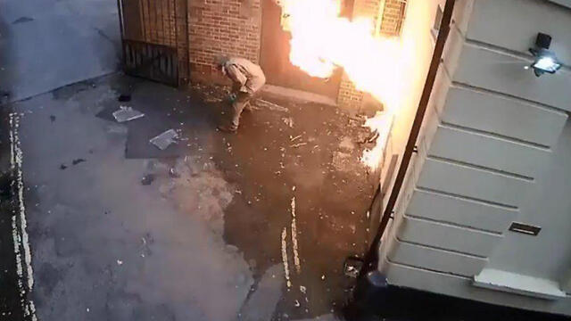 Пожар в синагоге. Фото: полиция Великобритании