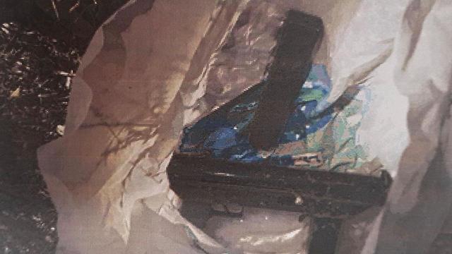 Weapons seized by the police from the suspect (צילום: דוברות שב"כ) Weapons seized by the police from the suspect