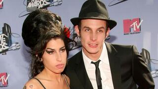 איימי וויינהאוס בלייק פילדר-סיביל