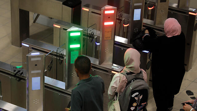 Biometric entrance point at Qalandia crossing