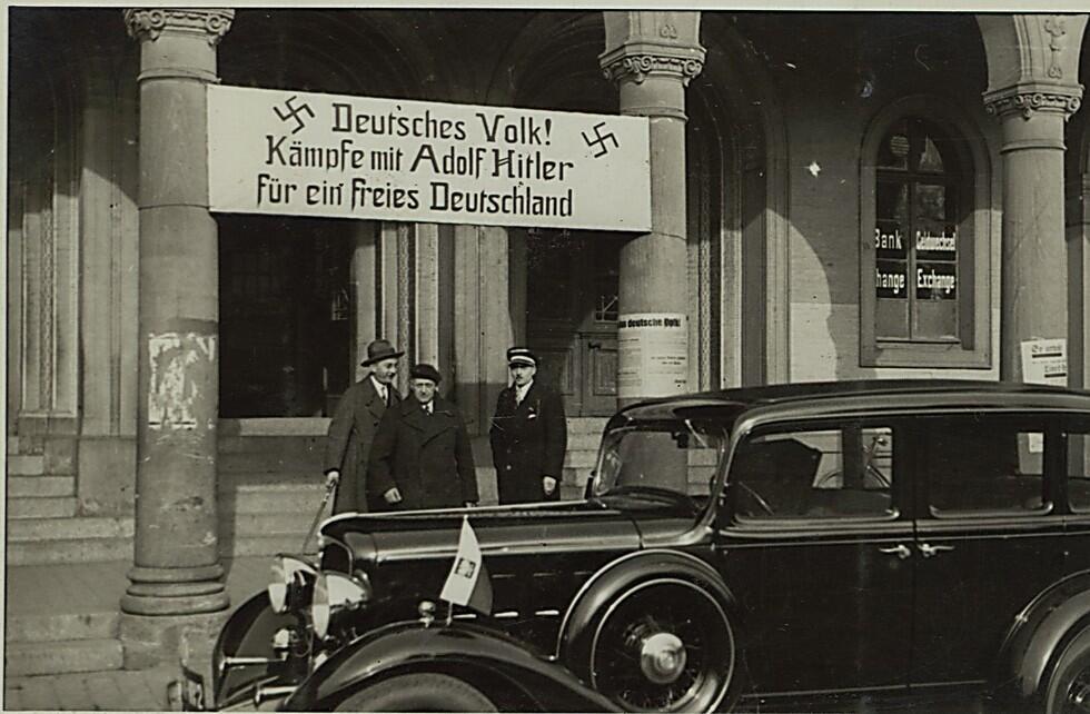  The French veterans under a Nazi sign