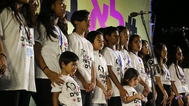 На митинге протеста против депортации нелегалов в Тель-Авиве. Фото: Моти Кимхи