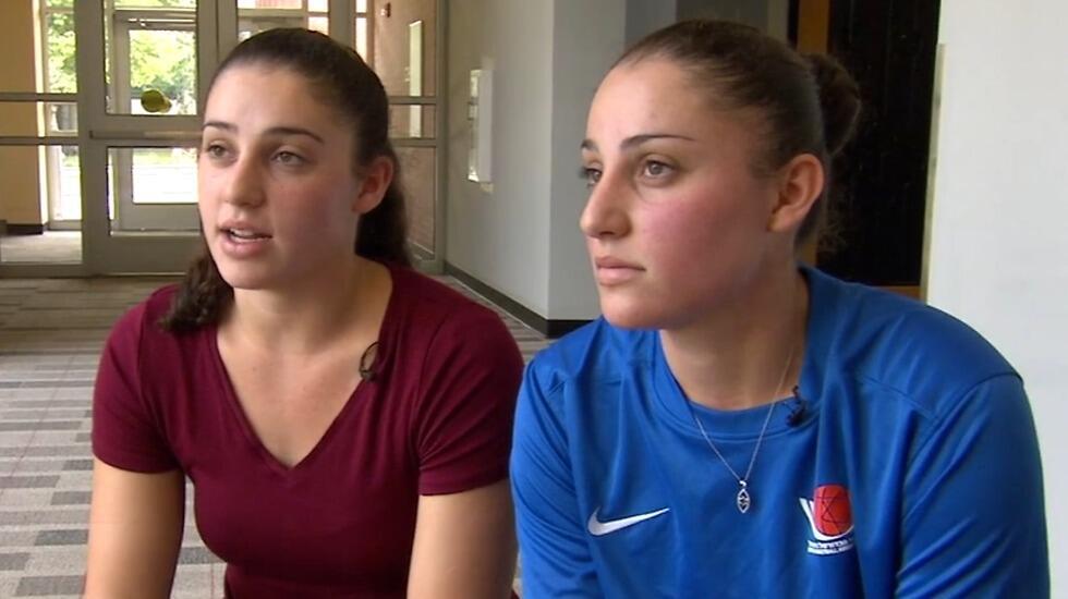 Михаль и Шира Сасон (צילום מסך) Михаль и Шира Сасон