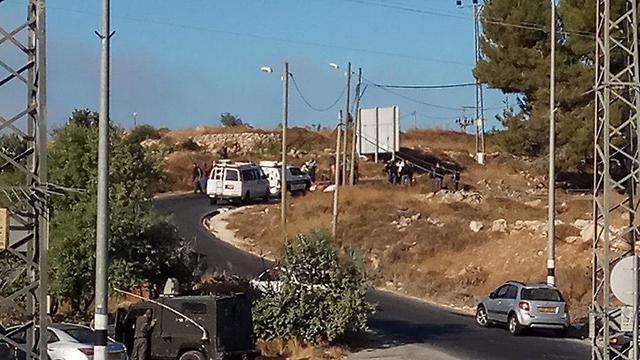 Security forces at the site where the soldier's body was found (צילום: אריה סביר, TPS) Security forces at the site where the soldier's body was found