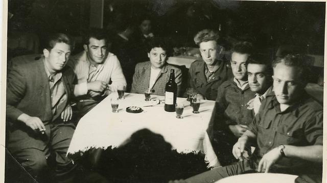 Jewish immigrants in British internment camp in Cyprus