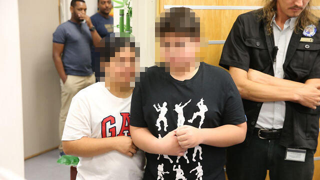 Нелегалы с Филиппин в зале суда . Фото: Моти Кимхи