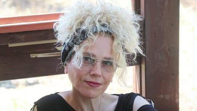 Сигаль Синай-Шварц забеременела, несмотря на спираль, сейчас ее дочка здорова. Фото: Ярив Кац (צילום: יריב כץ) Сигаль Синай-Шварц забеременела, несмотря на спираль, сейчас ее дочка здорова. Фото: Ярив Кац