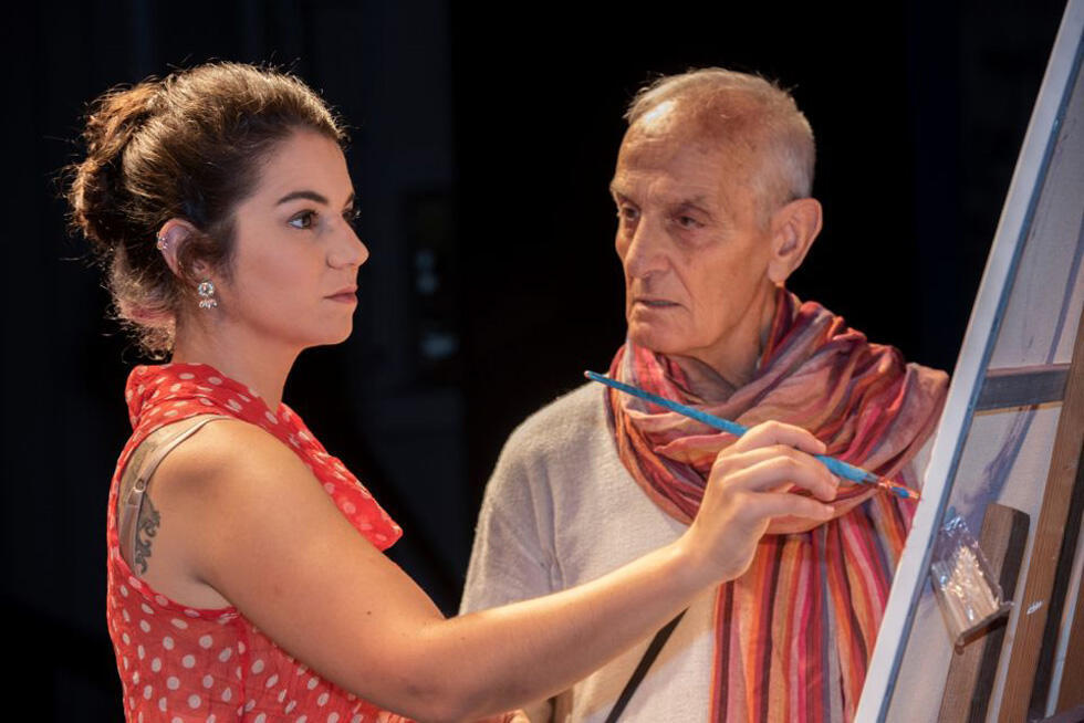 Сцена из спектакля "Сабаба". Фото: Эяль Бериберс