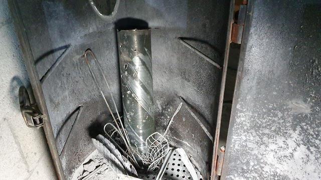 Обломки упавшей ракеты. Фото: Рои Идан