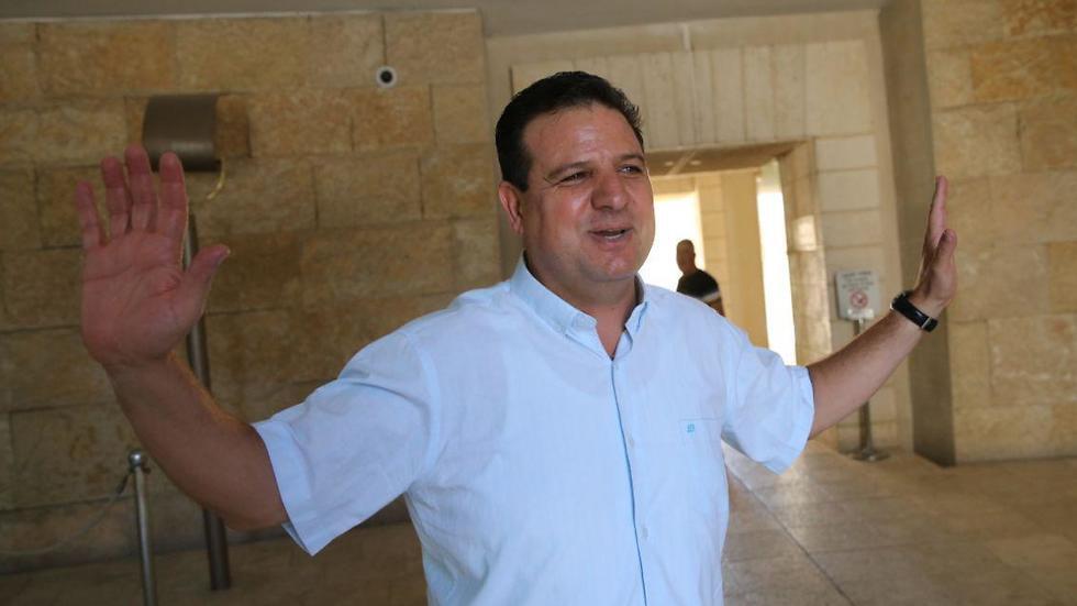 Ayman Odeh at the Supreme Court hearing about on banning the far-right Otzma Yehudit for running in the elections (photo: Alex Kolomoisky)