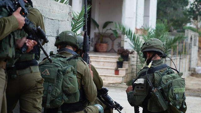 Розыск террористов. Фото: пресс-служба ЦАХАЛа