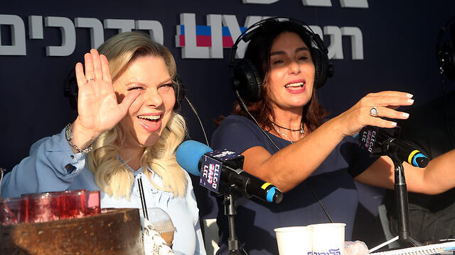 Сара Нетаниягу и Мири Регев. Фото: Ярив Кац