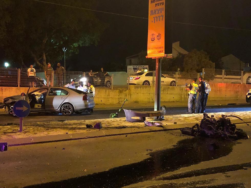 Место аварии. Фото: полиция (צילום: דוברות המשטרה) Место аварии. Фото: полиция