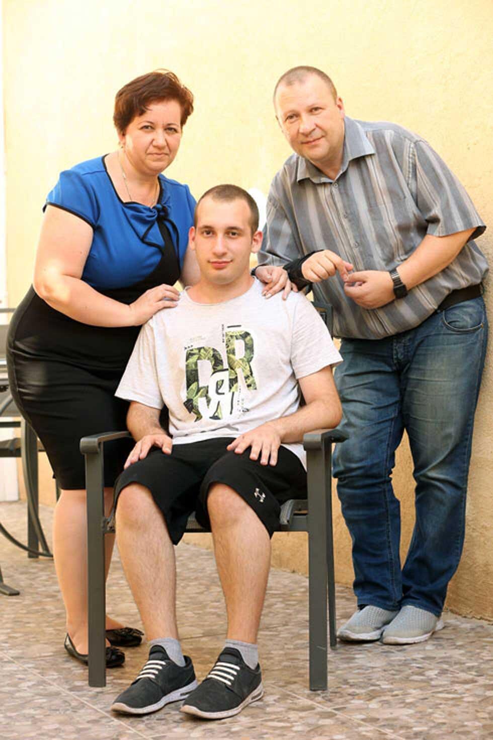 Майк с родителями. Фото: Эльад Гершгорн (Фото: Эльад Гершгорн) Майк с родителями. Фото: Эльад Гершгорн