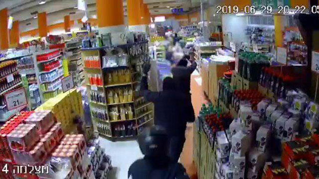 Ограбление супермаркета в Тамре