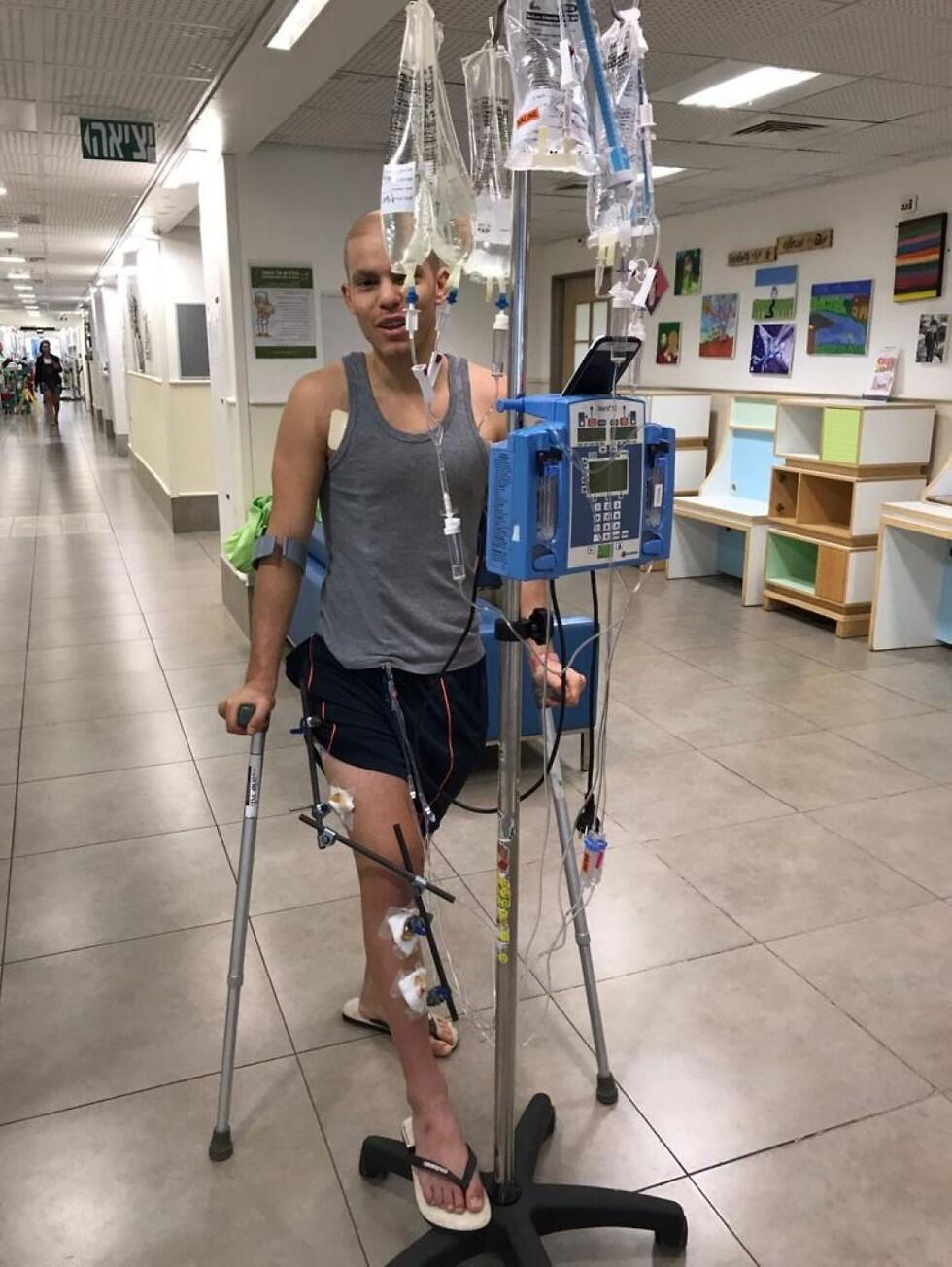  Офек во время лечения. Фото: семейный архив