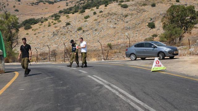 IDF places roadblocks near the northern border with Lebanon on Sunday