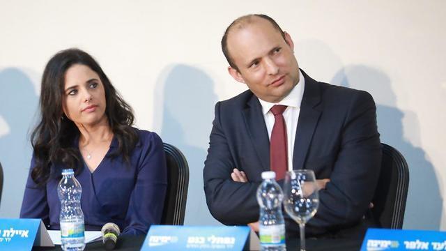 Аелет Шакед и Нафтали Беннет. Фото: Таль Шахар (צילום: טל שחר) Аелет Шакед и Нафтали Беннет. Фото: Таль Шахар