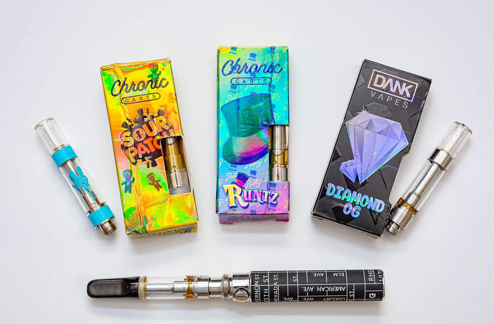 Часть больных пользовалась этими электронными сигаретами (סיגריה אלקטרונית אידוי VAPING) Часть больных пользовалась этими электронными сигаретами