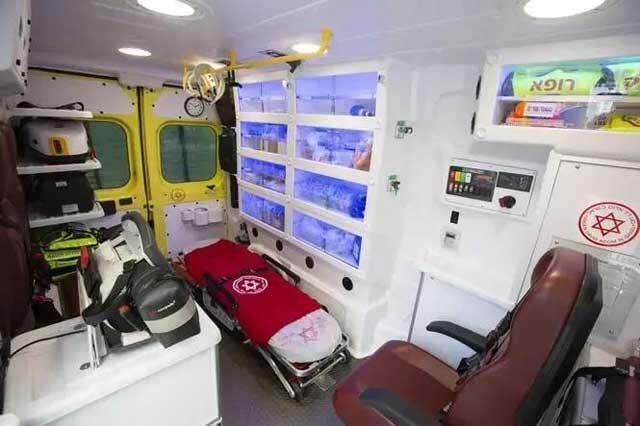 Новый реанимобиль. Фото: пресс-служба МАДА