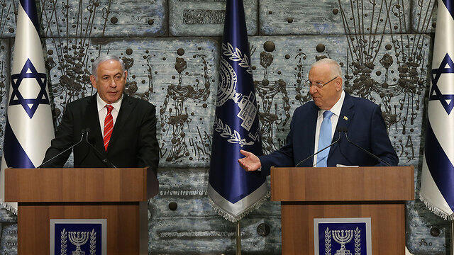President Reuven Rivlin tasks Prime Minister Benjamin Netanyahu with forming the next Israeli government in Jerusalem, Sept. 25, 2019 (צילום: עמית שאבי) President Reuven Rivlin tasks Prime Minister Benjamin Netanyahu with forming the next Israeli government in Jerusalem, Sept. 25, 2019