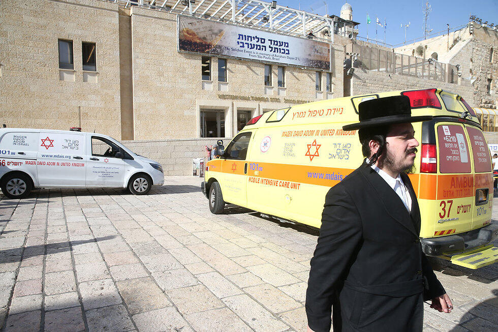 На месте инцидента у Стены плача. Фото: Охад Цвайгенберг