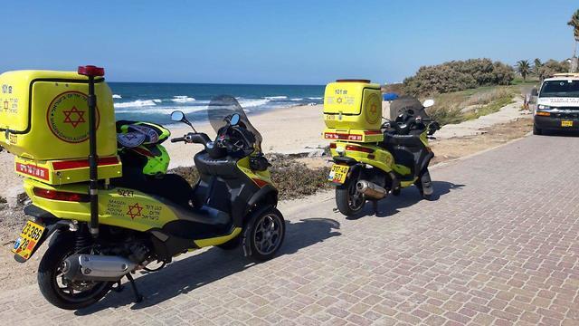 Скорая на море. Фото: МАДА (צילום: תיעוד מבצעי מד"א) Скорая на море. Фото: МАДА