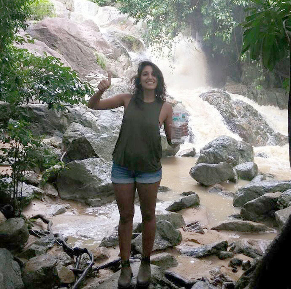 Наама Иссахар