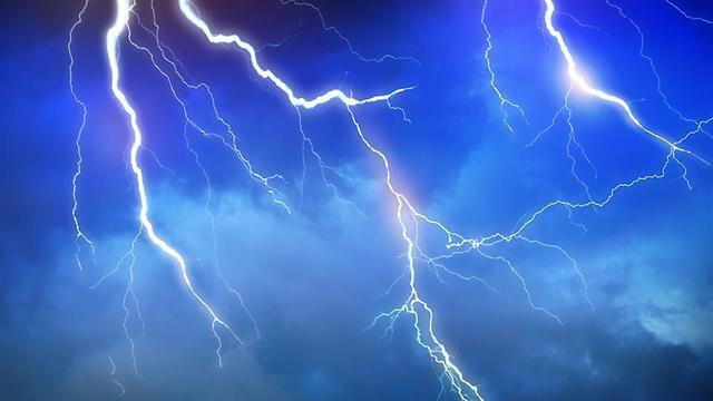 Молния. Фото: shutterstock