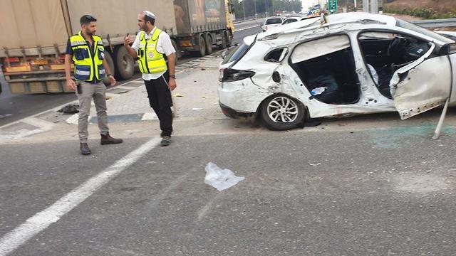 Место аварии. Фото: отдел безопасности Шеар ха-Негев (צילום: מחלקת בטחון שער הנגב) Место аварии. Фото: отдел безопасности Шеар ха-Негев
