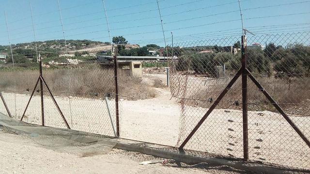 A breach in the security fence in Menashe Regional Council in central Israel (צילום: מועצה אזורית מנשה) A breach in the security fence in Menashe Regional Council in central Israel