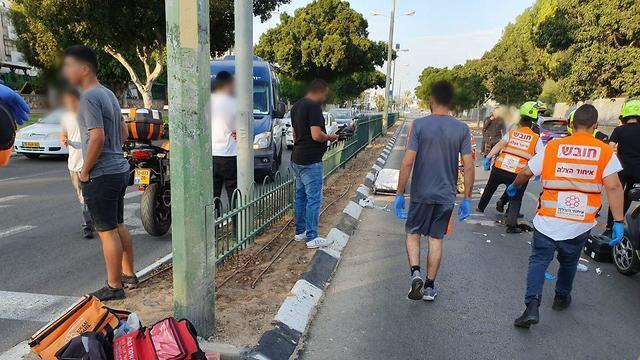 На месте ДТП в Ашдоде. Фото: Служба спасения