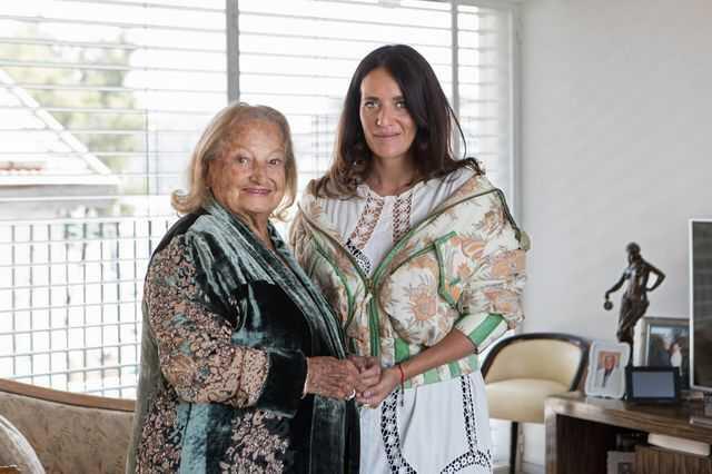 Ривка с бабушкой Люсьен. Фото: Ширан Кармель